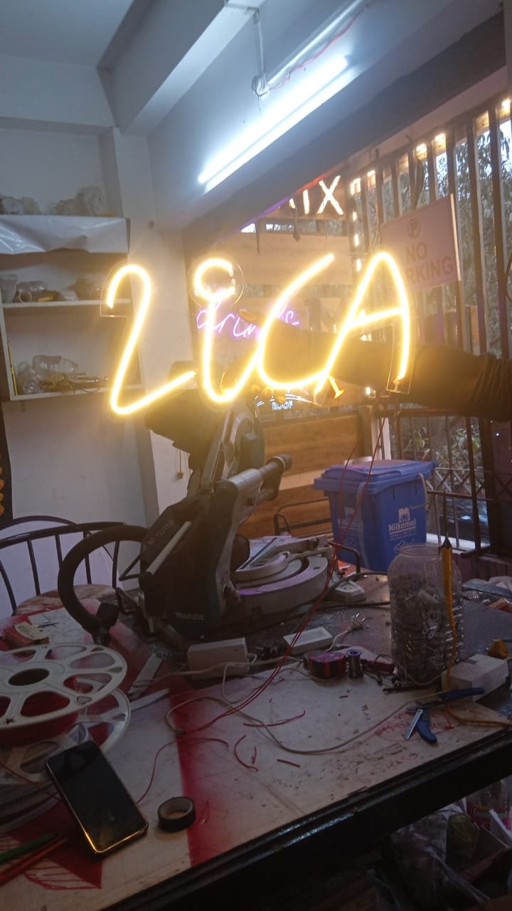 LICA - Neon Light
